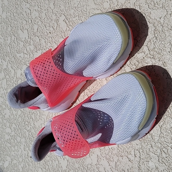 Nike Sock Dart light grey, pink & white - Picture 5 of 7